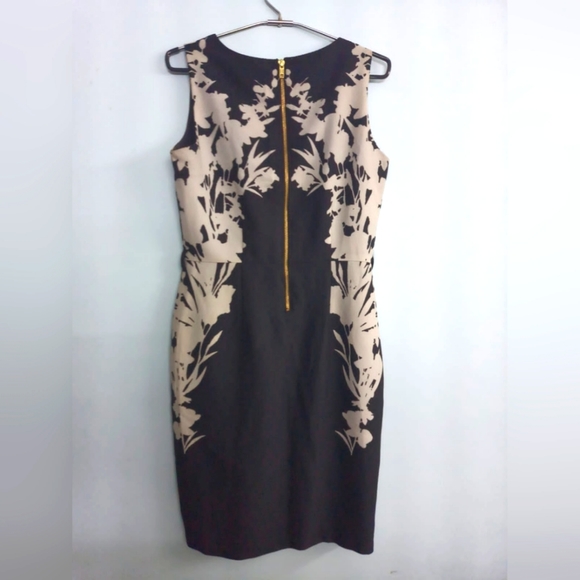 Formal dress by Van Heusen Size M..black with off-white floral print - Picture 2 of 2